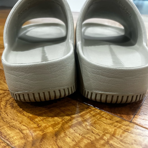 Nike Calm Slide Khaki M8/W9 - Picture 7 of 16